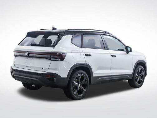 Pure White 2025 Volkswagen Taos 1.5T SE Black