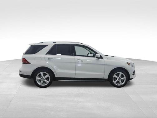2019 Mercedes-Benz GLE 400 Base 4MATIC