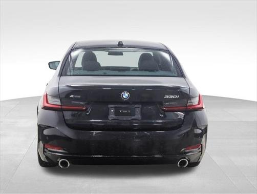 2024 BMW 330 i xDrive