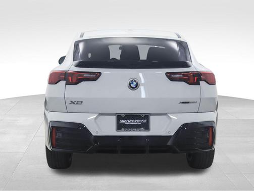 2025 BMW X2 xDrive28i