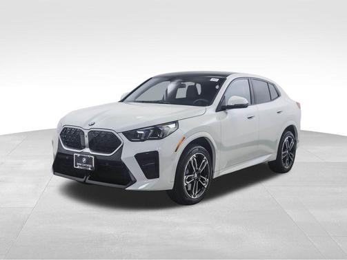 2025 BMW X2 xDrive28i