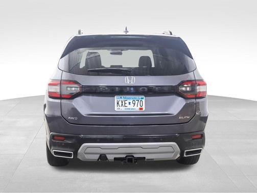 2023 Honda Pilot AWD Elite