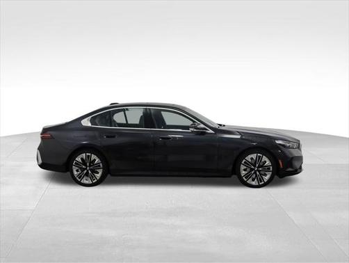 2024 BMW 540 i xDrive