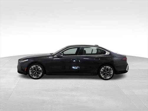 2024 BMW 540 i xDrive