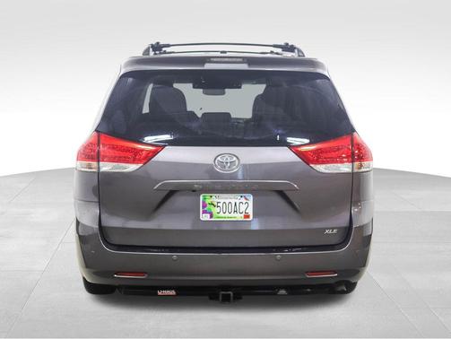 2014 Toyota Sienna XLE