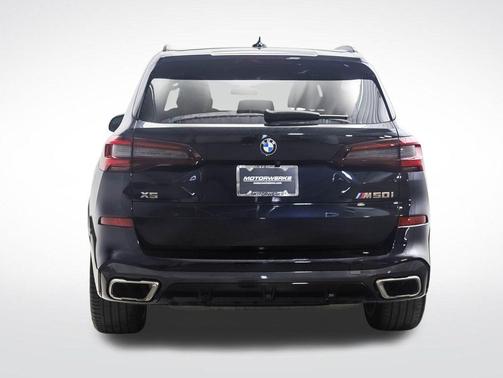 Carbon Black Metallic 2023 BMW X5 M50i