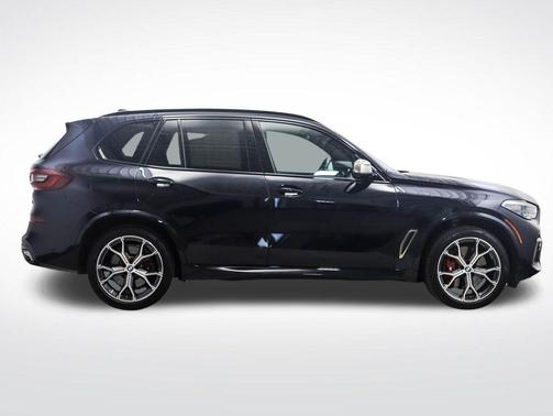 Carbon Black Metallic 2023 BMW X5 M50i