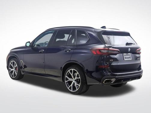 Carbon Black Metallic 2023 BMW X5 M50i