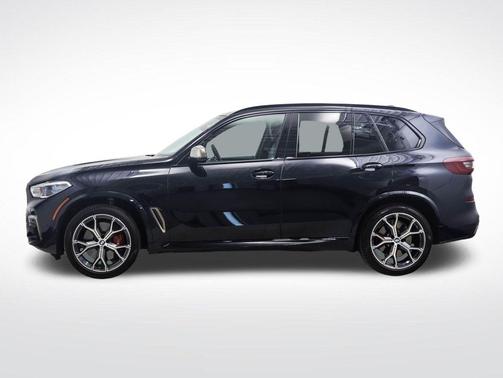 Carbon Black Metallic 2023 BMW X5 M50i
