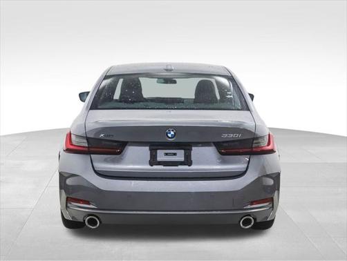 2025 BMW 330 i xDrive