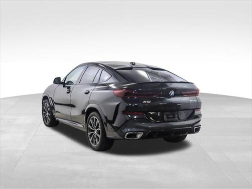 2025 BMW X6 xDrive40i