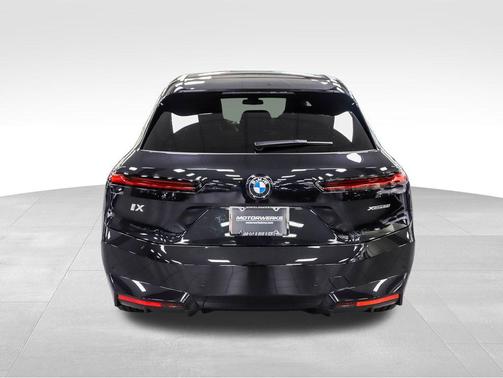 2026 BMW iX xDrive60
