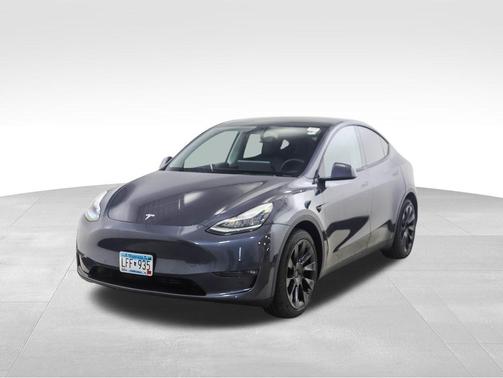 2022 Tesla Model Y Long Range Dual Motor All-Wheel Drive