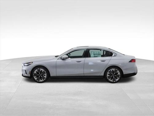 2024 BMW i5 eDrive40