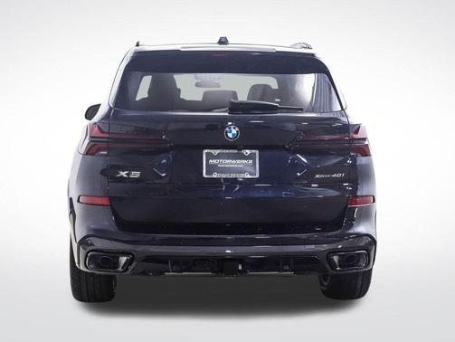 Carbon Black Metallic 2026 BMW X5 xDrive40i