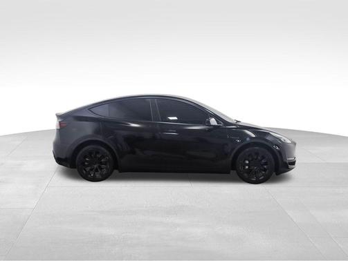 2024 Tesla Model Y Long Range Dual Motor All-Wheel Drive