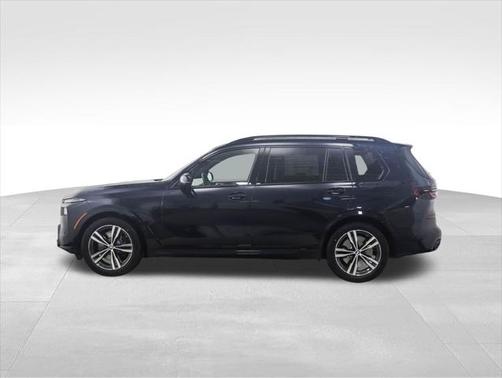 2026 BMW X7 M60i