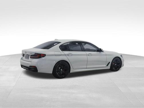 2022 BMW 530 i xDrive