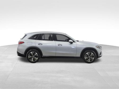 2025 Mercedes-Benz GLC 350e Base