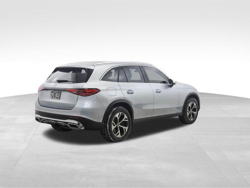 2025 Mercedes-Benz GLC 350e Base