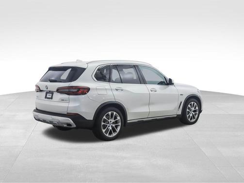 2023 BMW X5 PHEV xDrive45e