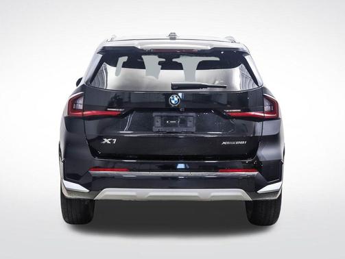Black Sapphire 2026 BMW X1 xDrive28i