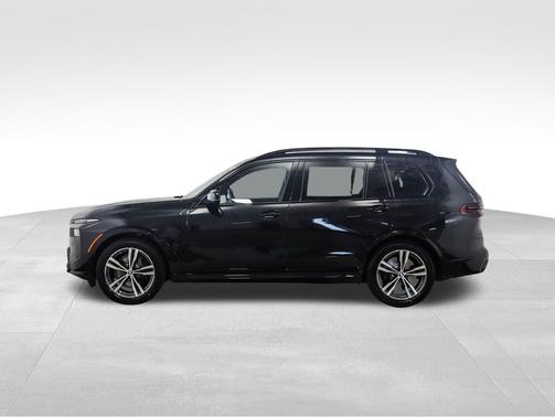 2026 BMW X7 M60i
