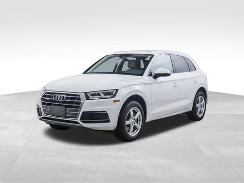 Ibis White 2018 Audi Q5 2.0T Tech Premium
