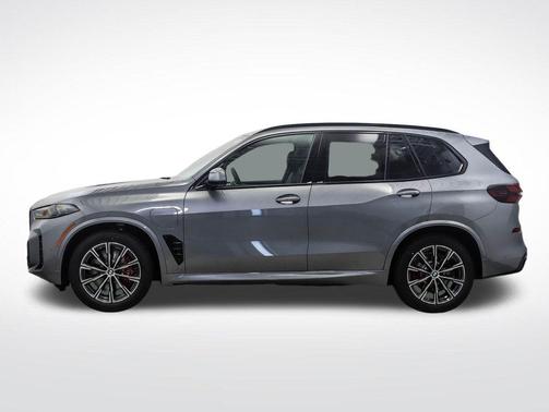 Skyscraper Grey Metallic 2026 BMW X5 PHEV xDrive50e