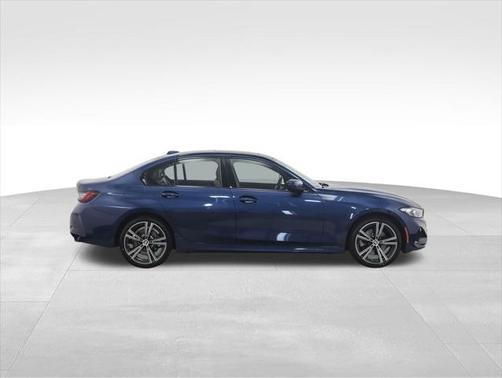 2023 BMW 330 xDrive