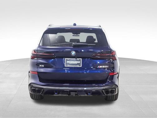 2026 BMW X5 M60i