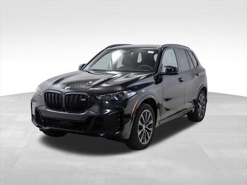 2025 BMW X5 M60i