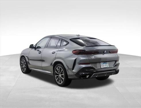 2025 BMW X6 xDrive40i
