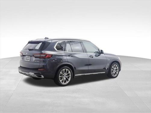 2022 BMW X5 PHEV xDrive45e