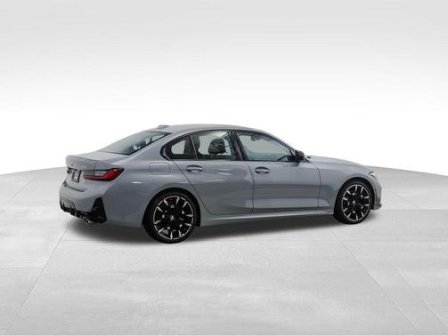 2025 BMW 330 xDrive