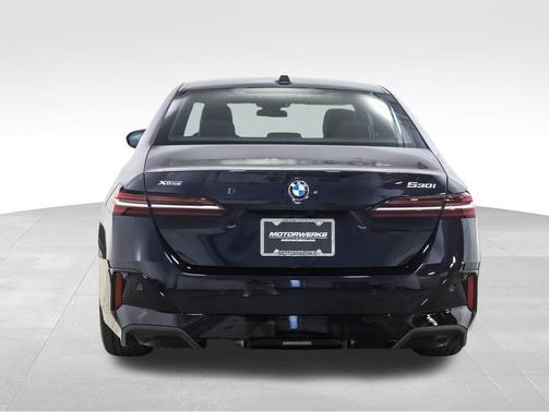 2026 BMW 530 i xDrive