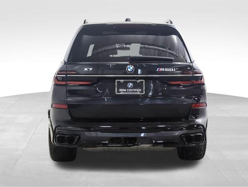 2023 BMW X7 M60i