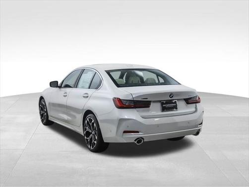 2025 BMW 330 i xDrive