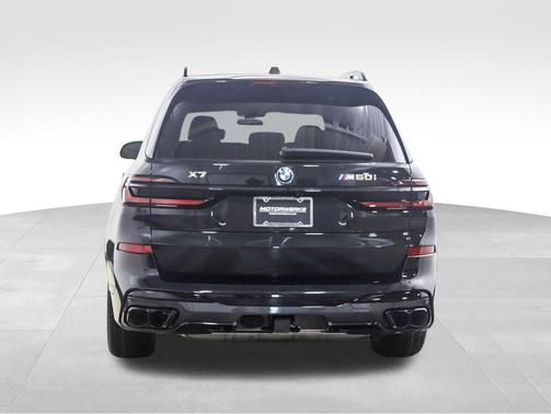 2026 BMW X7 M60i