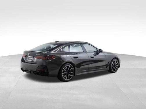 2026 BMW M440 i xDrive