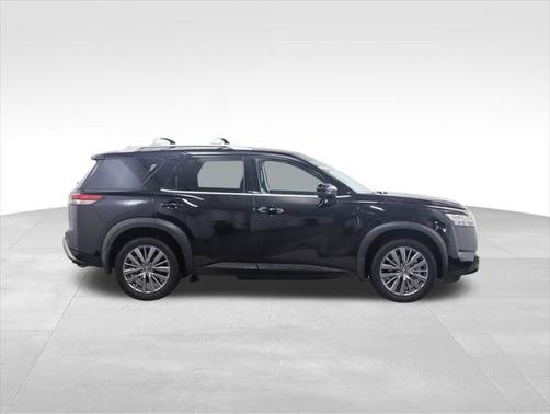 2024 Nissan Pathfinder SL 4WD