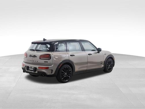 2023 MINI Clubman Cooper S ALL4
