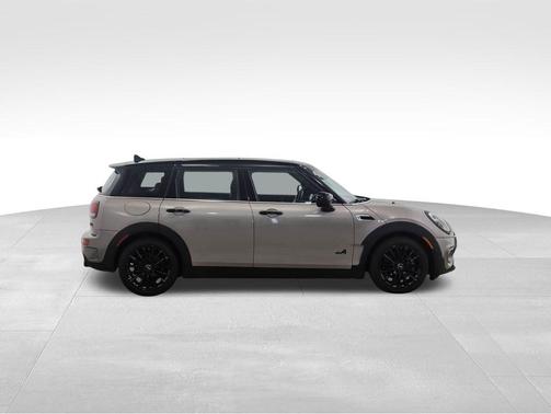 2023 MINI Clubman Cooper S ALL4