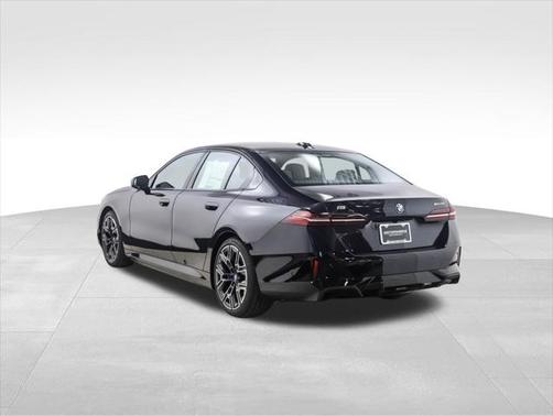 2025 BMW i5 xDrive40