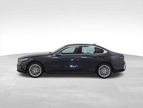 2024 BMW 530 i xDrive