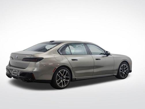 Oxide Grey Metallic 2025 BMW 760 xDrive