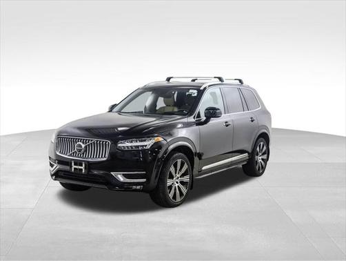 2022 Volvo XC90 T6 Inscription