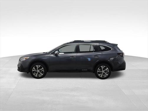 2022 Subaru Outback Touring XT