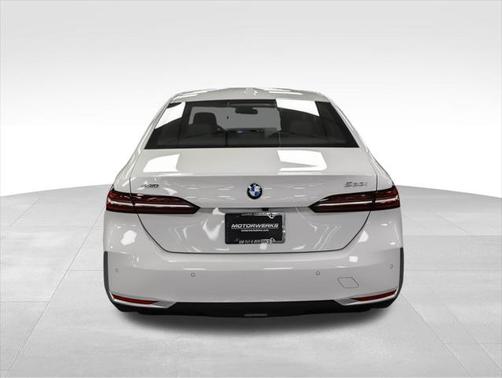2025 BMW 530 i xDrive