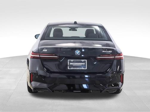 2026 BMW i5 xDrive40